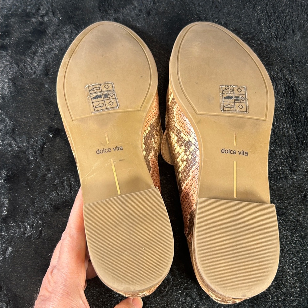 Dolce Vita Snakeskin-Print Slip-On Loafers — Tan & Brown size 8.5 - Picture 6 of 8